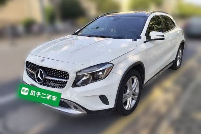 Mercedes-Benz GLA 2015 GLA 200 Sport Edition مستعملة