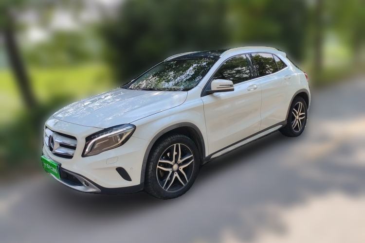 Used Mercedes-Benz GLA 2015 GLA 200 Fashion Model Guazi used car, China used car export, Used car for sale, Used cars, Cheapest cars for sale
