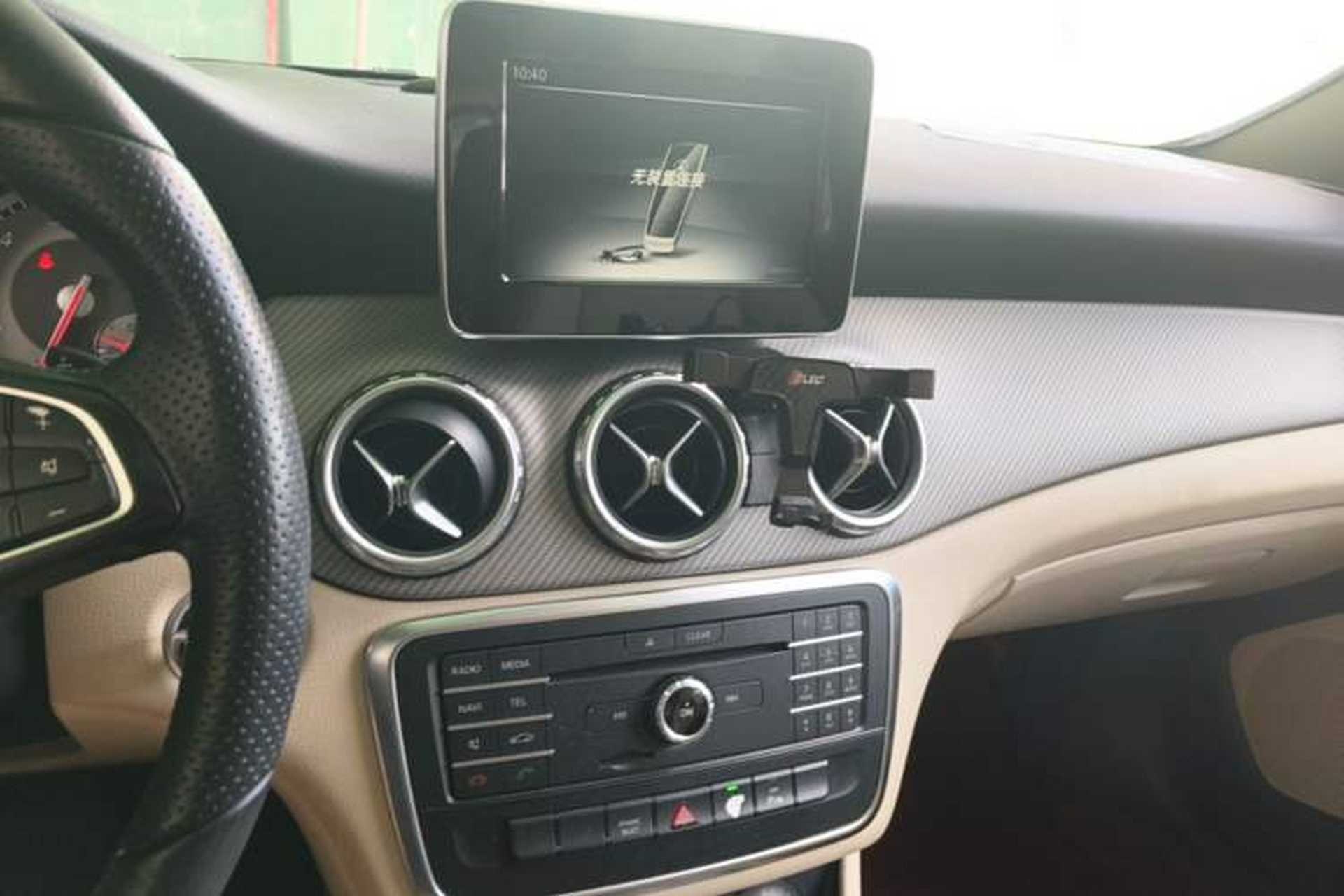 Used Mercedes-Benz GLA 2015 GLA 200 Sport Edition Audio And AC Panel