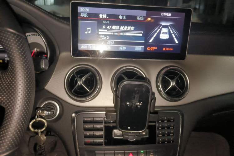 Used Mercedes-Benz GLA 2015 GLA 200 Fashion Model Audio And AC Panel