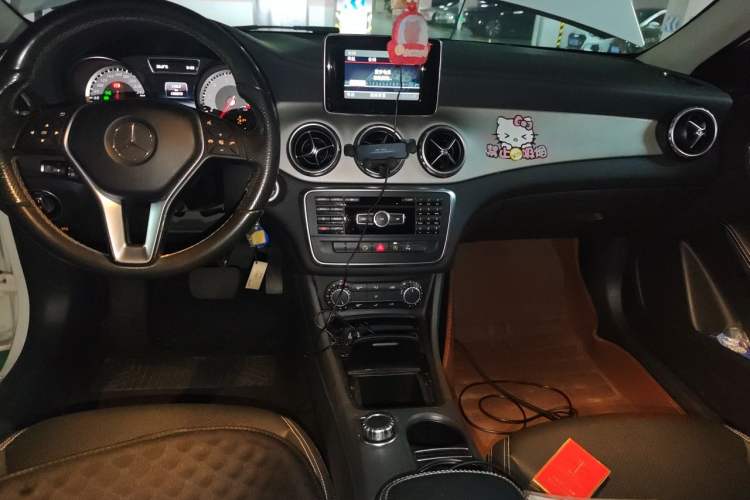 Used Mercedes-Benz GLA 2015 GLA 200 Fashion Model Audio And AC Panel