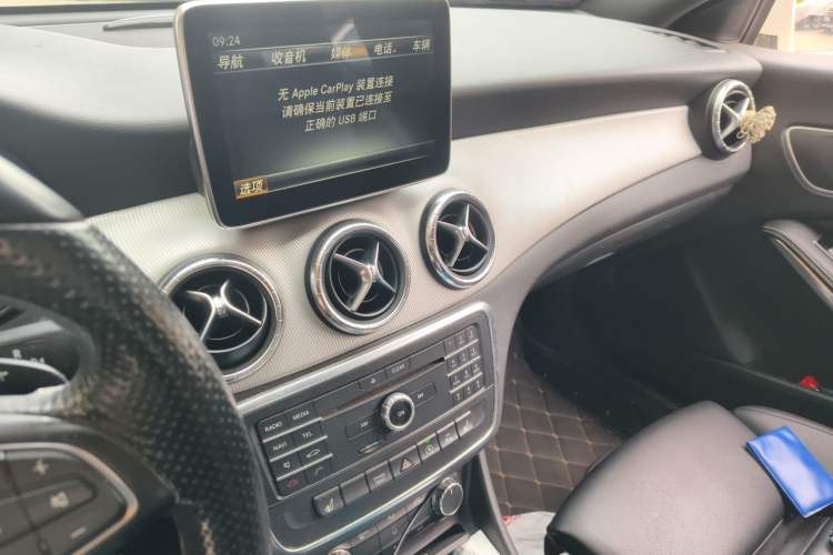 Used Mercedes-Benz GLA 2015 GLA 200 Audio And AC Panel