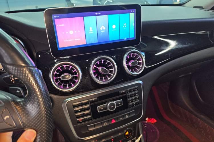 Used Mercedes-Benz GLA 2015 GLA 200 Audio And AC Panel