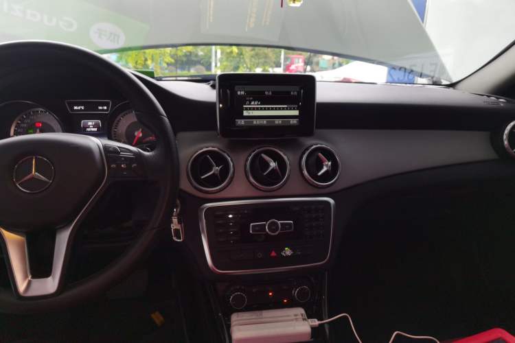 Used Mercedes-Benz GLA 2015 GLA 200 Audio And AC Panel