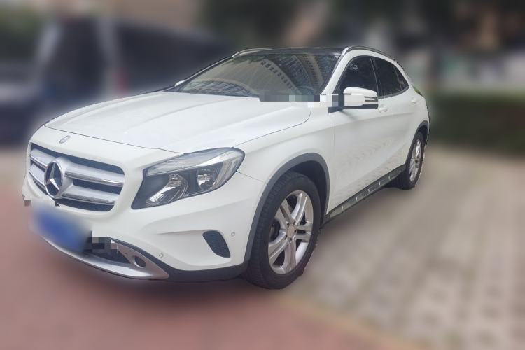Ojetý Mercedes-Benz GLA 2015 GLA 200 Sport Edition Guazi used car, China used car export, Used car for sale, Used cars, Cheapest cars for sale