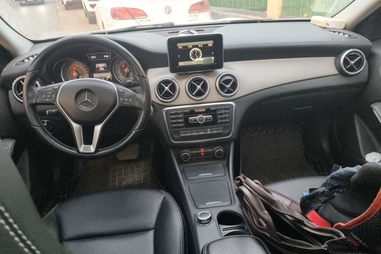 Used Mercedes-Benz GLA 2015 GLA 200 Fashion Model Center Console