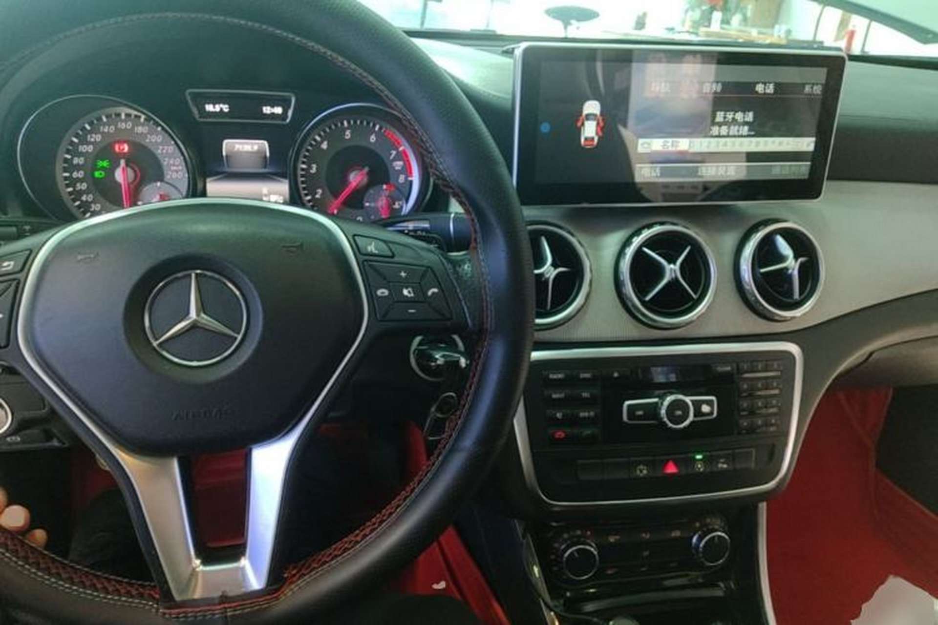 Used Mercedes-Benz GLA 2015 GLA 200 Fashion Model Center Console