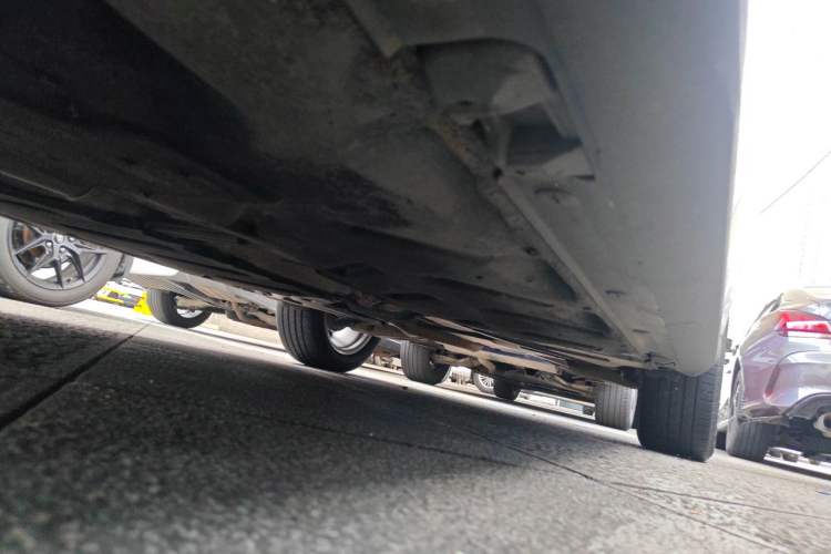 Used Mercedes-Benz GLA 2015 GLA 200 Sport Edition Chassis Front Left