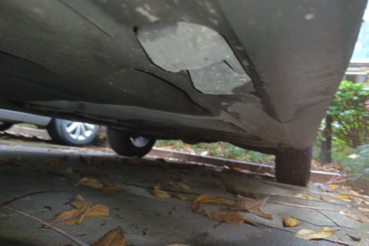 Used Mercedes-Benz GLA 2015 GLA 220 4MATIC Fashion Model Chassis Front Left