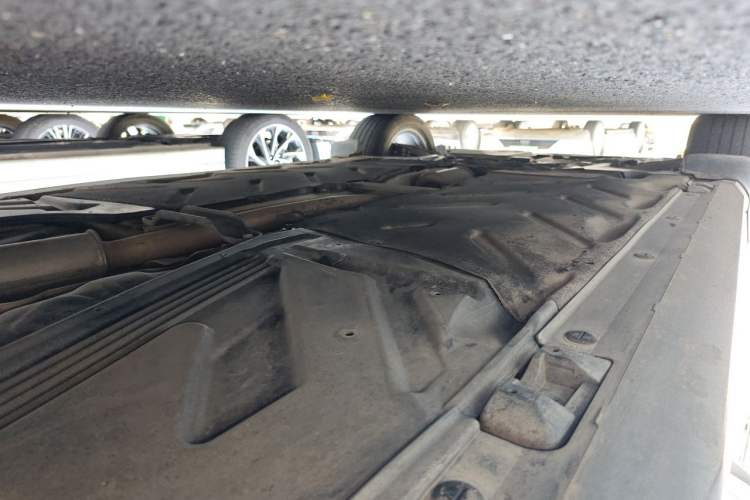 Used Mercedes-Benz GLA 2015 GLA 220 4MATIC Fashion Model Chassis Rear Left