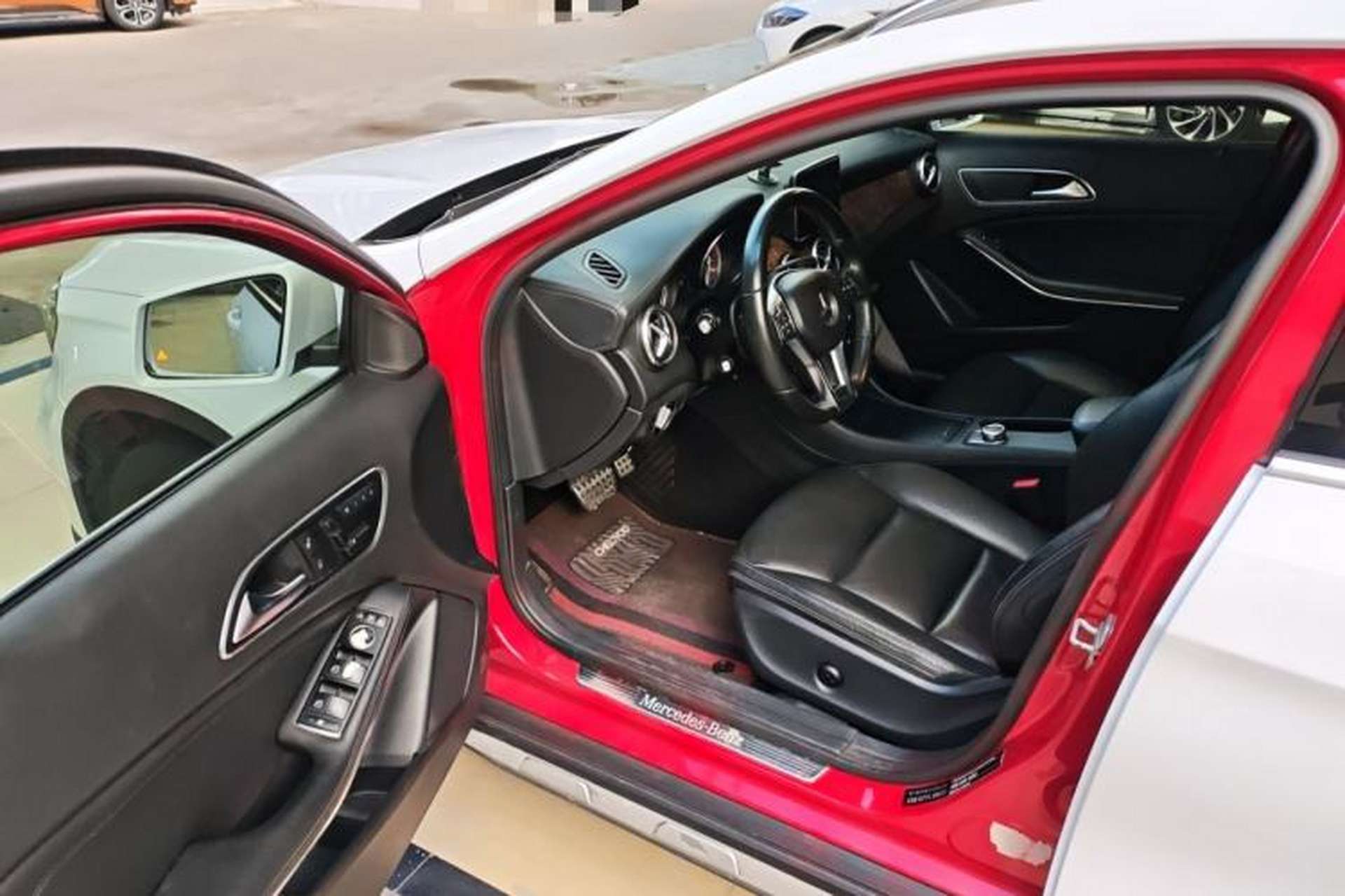 Used Mercedes-Benz GLA 2015 GLA 260 4MATIC Driver Seat
