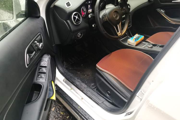 Used Mercedes-Benz GLA 2015 GLA 220 4MATIC Fashion Model Driver Seat