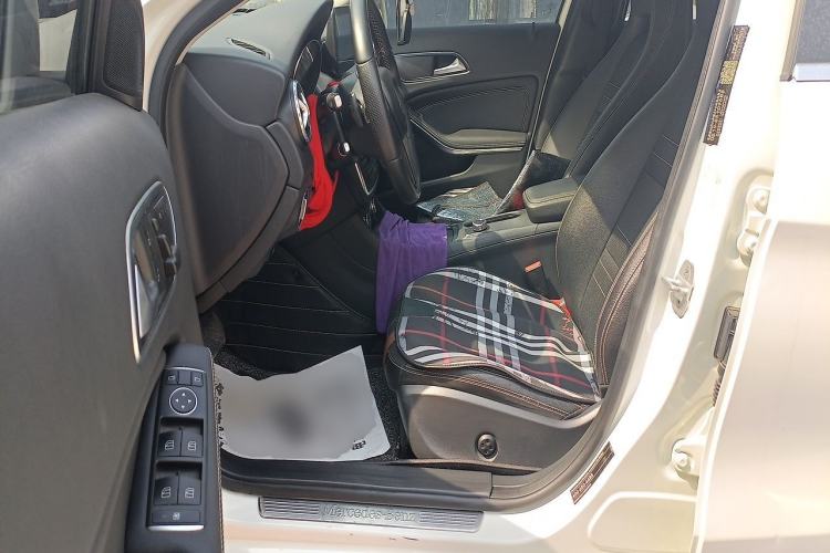 Used Mercedes-Benz GLA 2015 GLA 200 Driver Seat