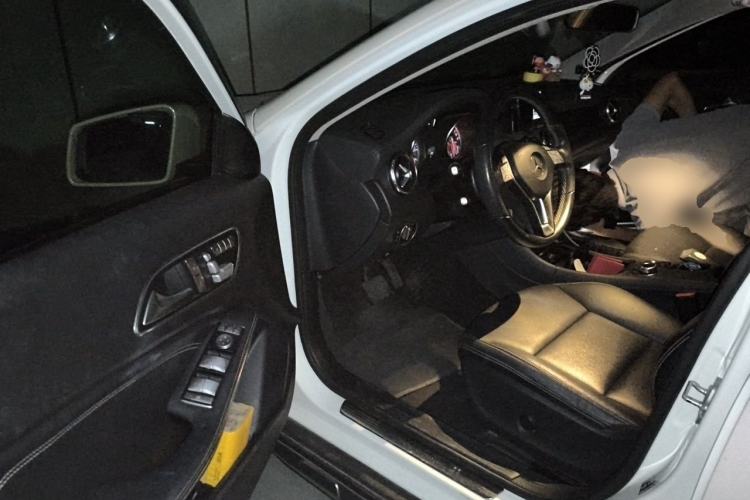 Used Mercedes-Benz GLA 2015 GLA 200 Fashion Model Driver Seat