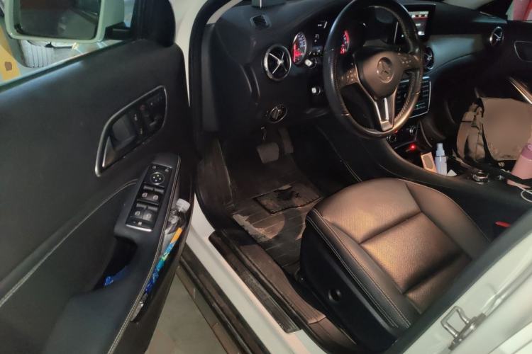 Used Mercedes-Benz GLA 2015 GLA 200 Fashion Model Driver Seat
