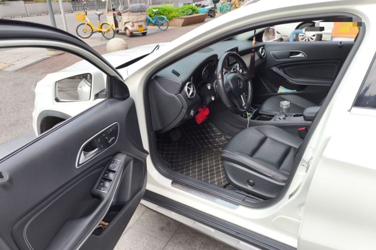 Used Mercedes-Benz GLA 2015 GLA 200 Fashion Model Driver Seat