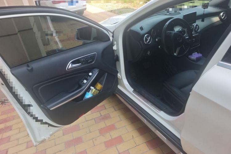 Used Mercedes-Benz GLA 2015 GLA 220 4MATIC Fashion Model Driver Seat