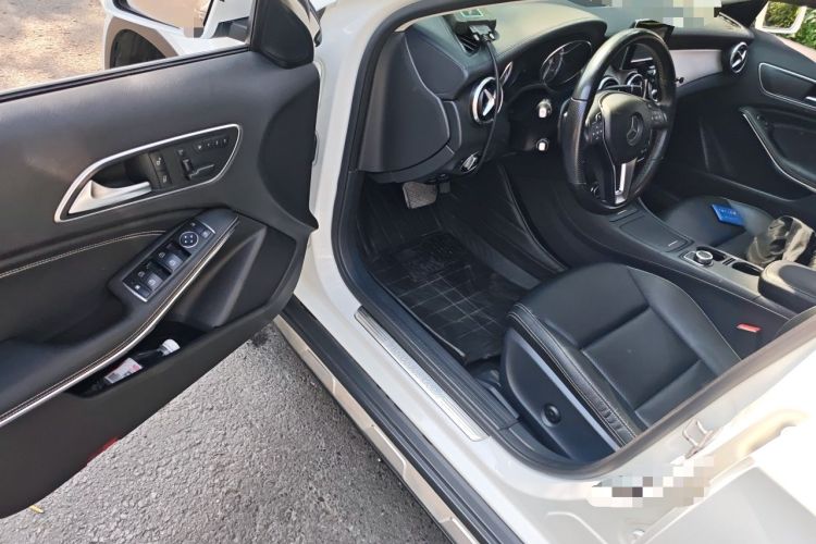 Used Mercedes-Benz GLA 2015 GLA 220 4MATIC Fashion Model Driver Seat