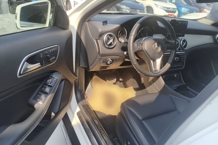 Used Mercedes-Benz GLA 2015 GLA 200 Fashion Model Driver Seat