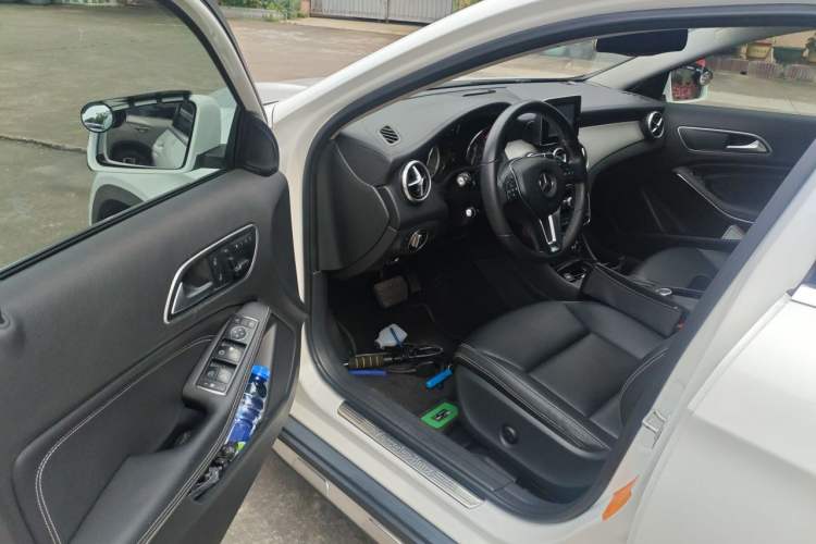 Used Mercedes-Benz GLA 2015 GLA 220 4MATIC Fashion Model Driver Seat