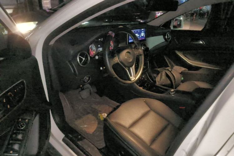 Used Mercedes-Benz GLA 2015 GLA 200 Fashion Model Driver Seat