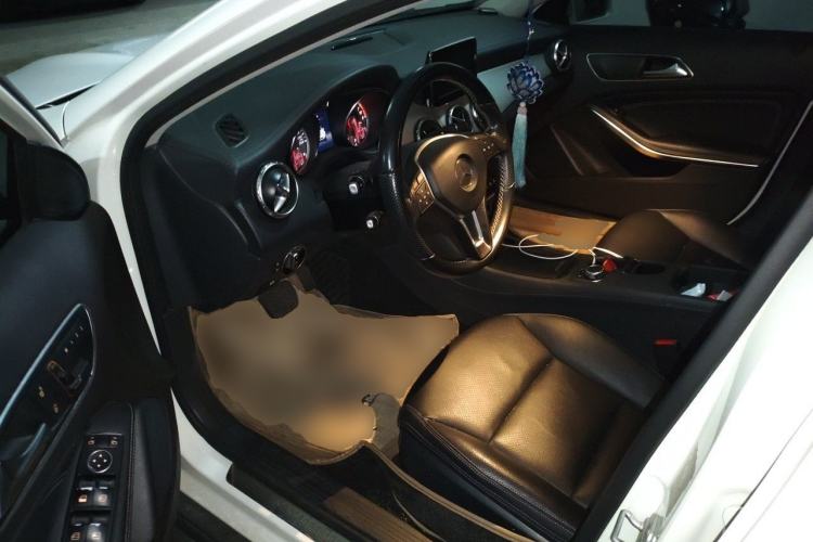 Used Mercedes-Benz GLA 2015 GLA 220 4MATIC Fashion Model Driver Seat
