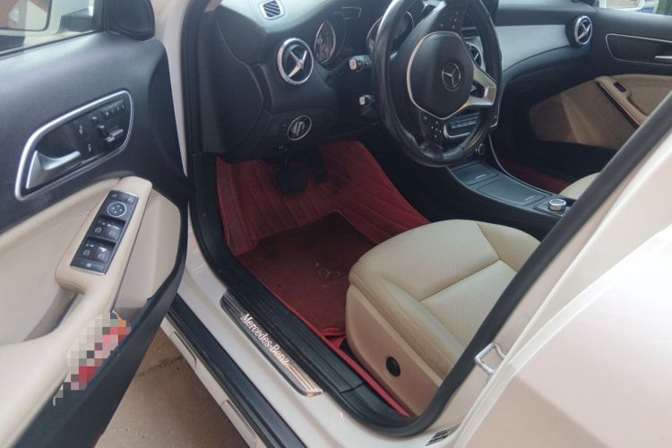 Used Mercedes-Benz GLA 2015 GLA 220 4MATIC Fashion Model Driver Seat