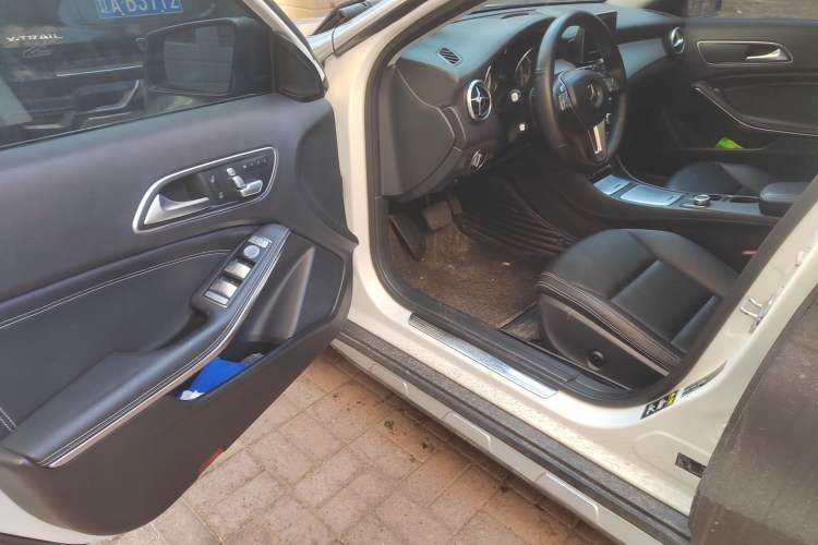 Used Mercedes-Benz GLA 2015 GLA 200 Fashion Model Driver Seat