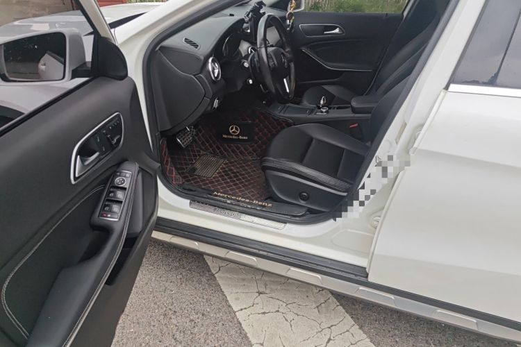 Used Mercedes-Benz GLA 2015 GLA 200 Fashion Model Driver Seat