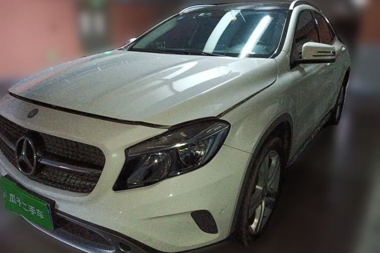 Mercedes-Benz GLA 2015 GLA 200 Sport Edition de segunda mano Guazi used car, China used car export, Used car for sale, Used  cars, Cheapest cars for sale