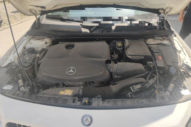 Used Mercedes-Benz GLA 2015 GLA 220 4MATIC Luxury Model Engine Bay