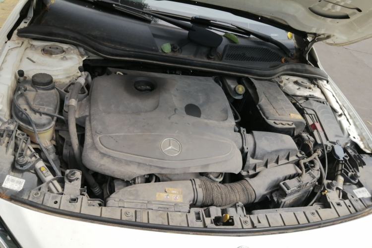 Used Mercedes-Benz GLA 2015 GLA 200 Fashion Model Engine Bay