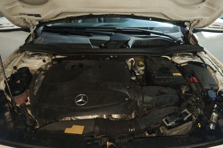 Used Mercedes-Benz GLA 2015 GLA 200 Fashion Model Engine Bay