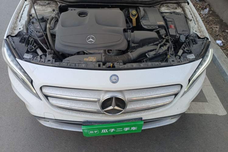 Used Mercedes-Benz GLA 2015 GLA 200 Fashion Model Engine Bay
