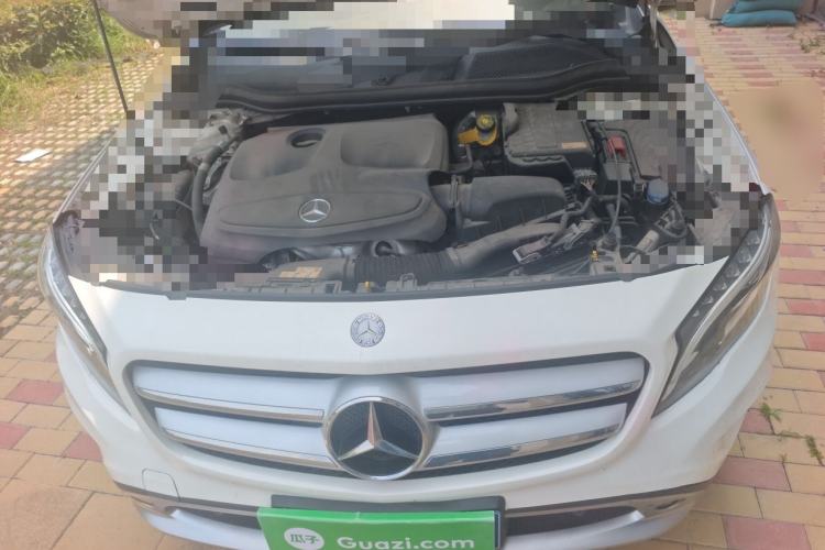 Used Mercedes-Benz GLA 2015 GLA 220 4MATIC Fashion Model Engine Bay