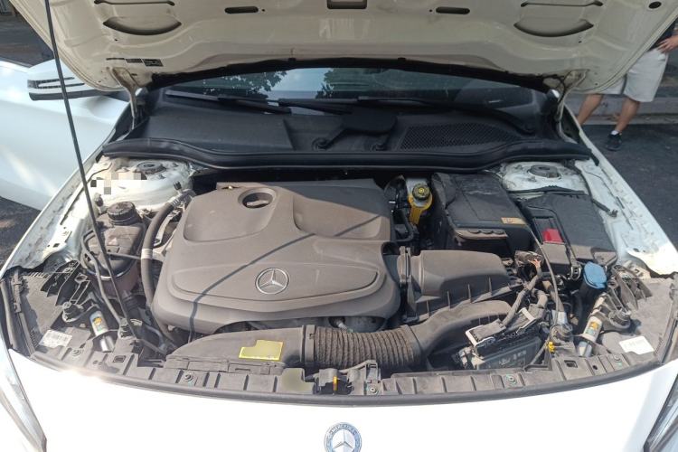 Used Mercedes-Benz GLA 2015 GLA 200 Fashion Model Engine Bay