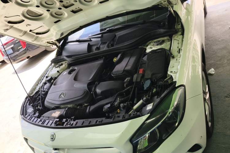 Used Mercedes-Benz GLA 2015 GLA 200 Sport Edition Engine Bay