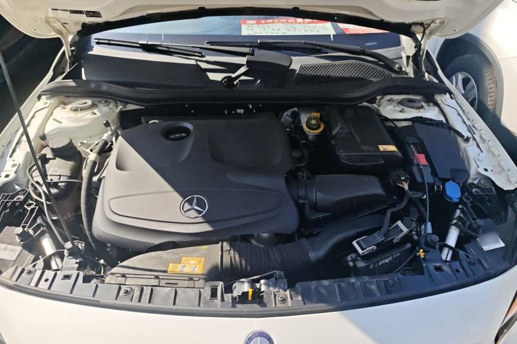 Used Mercedes-Benz GLA 2015 GLA 200 Sport Edition Engine Bay