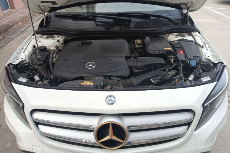 Used Mercedes-Benz GLA 2015 GLA 200 Sport Edition Engine Bay