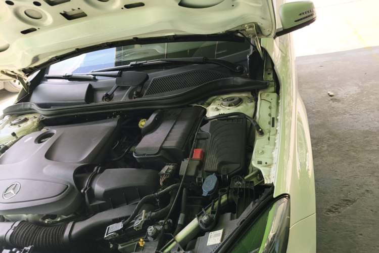 Used Mercedes-Benz GLA 2015 GLA 200 Sport Edition Engine Bay Left