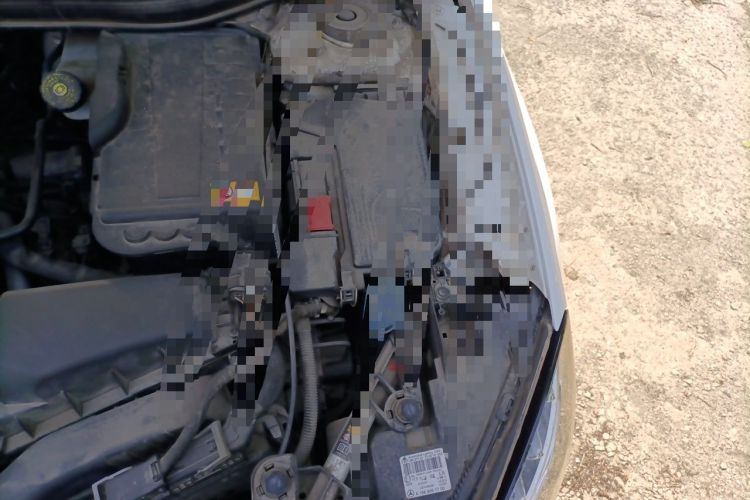 Used Mercedes-Benz GLA 2015 GLA 200 Fashion Model Engine Bay Left