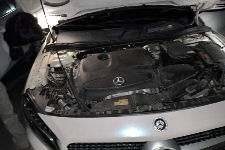 Used Mercedes-Benz GLA 2015 GLA 200 Fashion Model Engine Bay Right