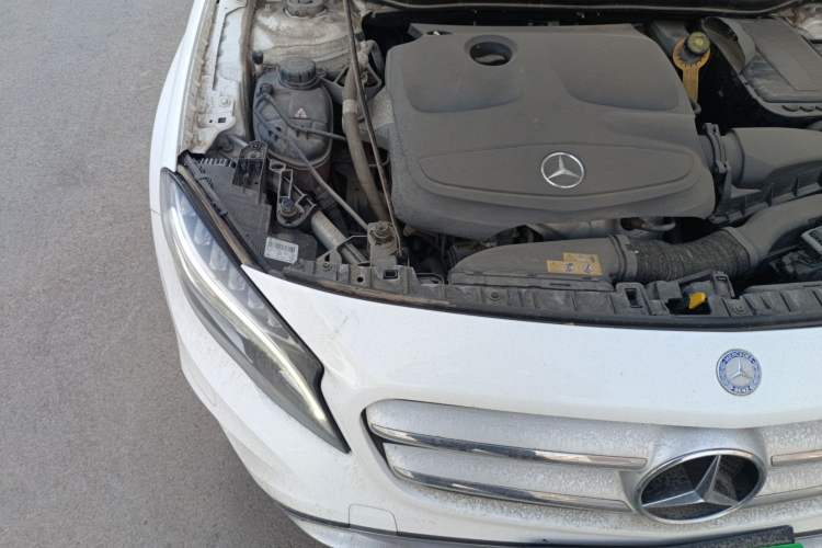 Used Mercedes-Benz GLA 2015 GLA 200 Fashion Model Engine Bay Right