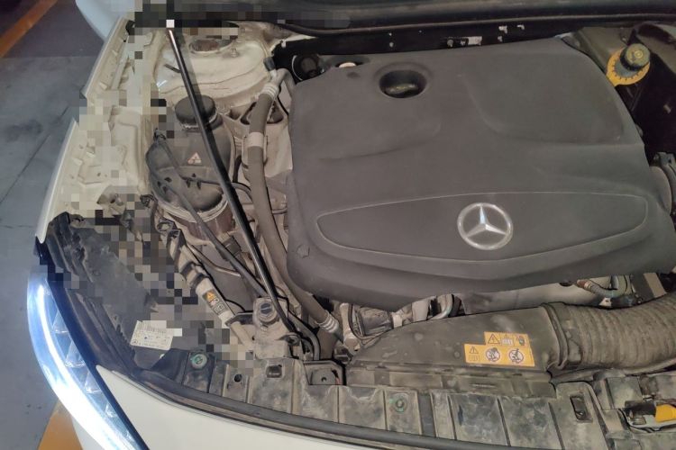 Used Mercedes-Benz GLA 2015 GLA 200 Fashion Model Engine Bay Right
