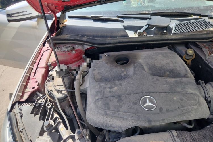 Used Mercedes-Benz GLA 2015 GLA 200 Fashion Model Engine Bay Right