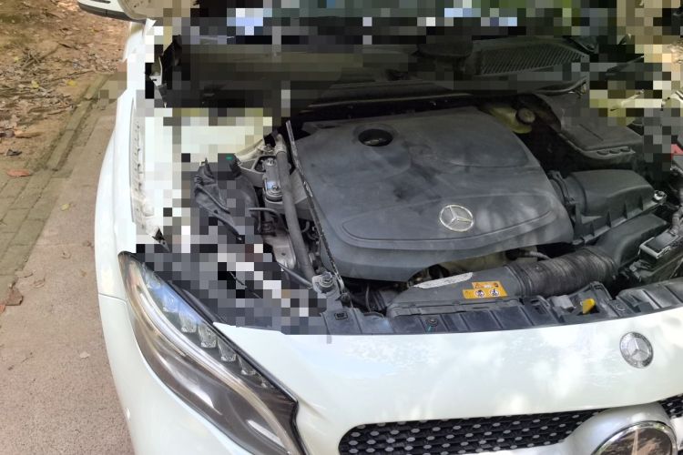 Used Mercedes-Benz GLA 2015 GLA 220 4MATIC Fashion Model Engine Bay Right