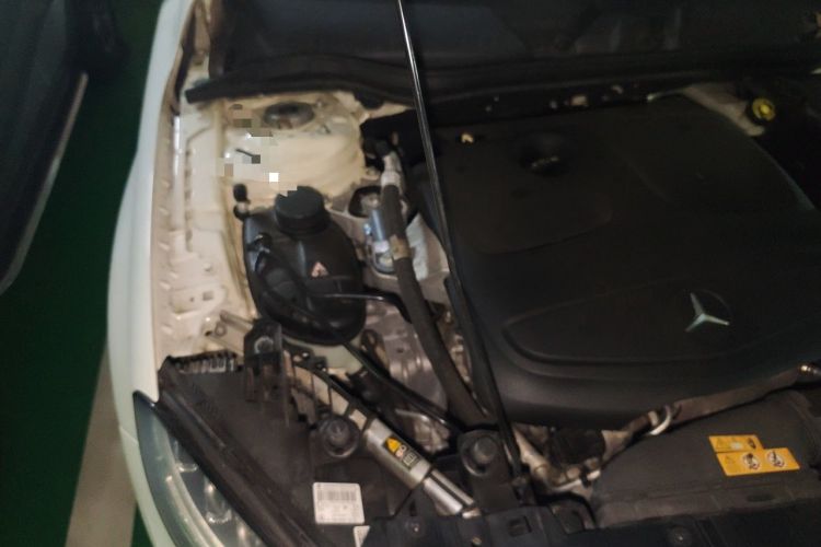 Used Mercedes-Benz GLA 2015 GLA 200 Fashion Model Engine Bay Right