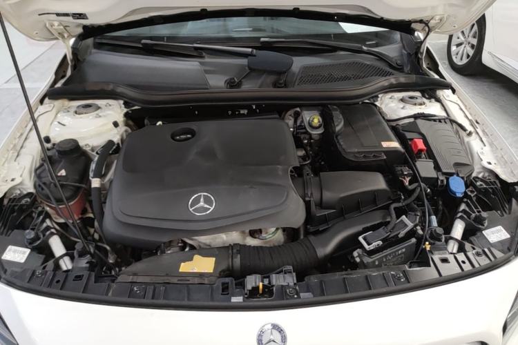 Used Mercedes-Benz GLA 2015 GLA 200 Sport Edition Engine Bay