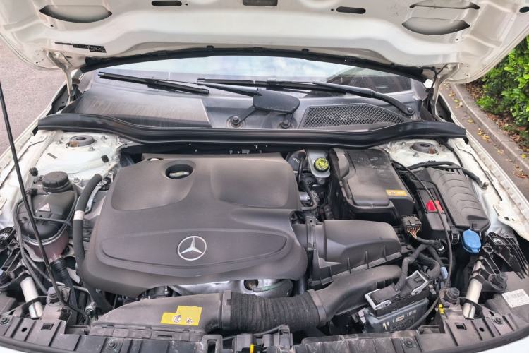 Used Mercedes-Benz GLA 2015 GLA 200 Sport Edition Engine Bay