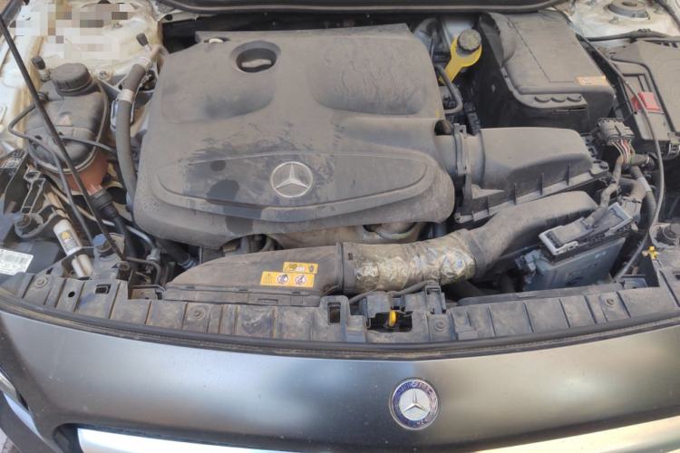 Used Mercedes-Benz GLA 2015 GLA 200 Fashion Model Engine Bay